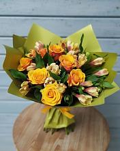 Букет цветов из:  Альстромерии и Розы в Шамхале