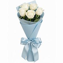 Букет 5 Белых роз Проуд в Шамхале
