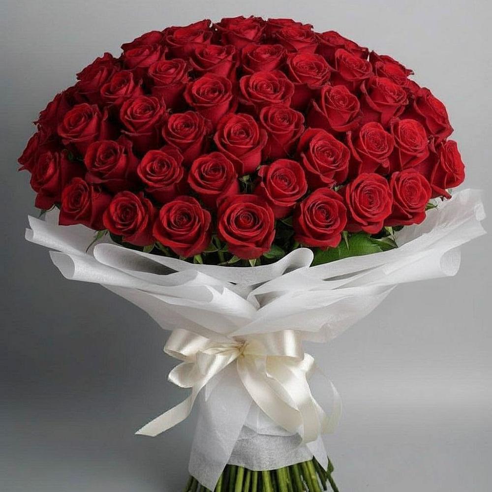 Букет 101 Красная роза Блэк Мэджик в Шамхале
