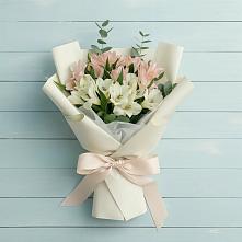 Букет цветов из:  Альстромерии в Шамхале