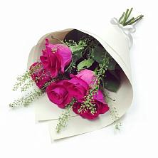 Букет ярко-розовый