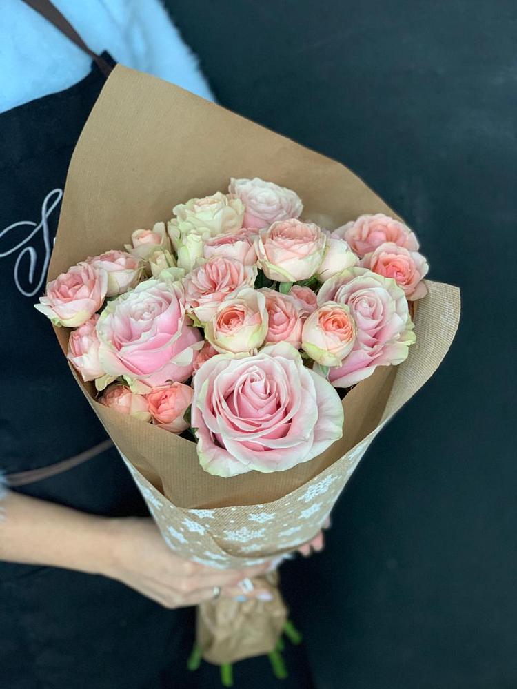 Букет цветов из: Хризантемы и Розы в Шамхале