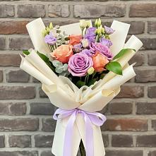 Букет цветов из:  Лизиантусы и Розы #REPLACE_PRED# Шамхале