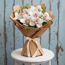 Букет цветов из:  Орхидеи и Розы в Шамхале